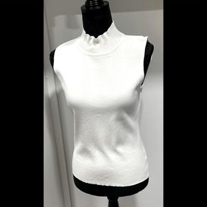 Turtle neck blouse